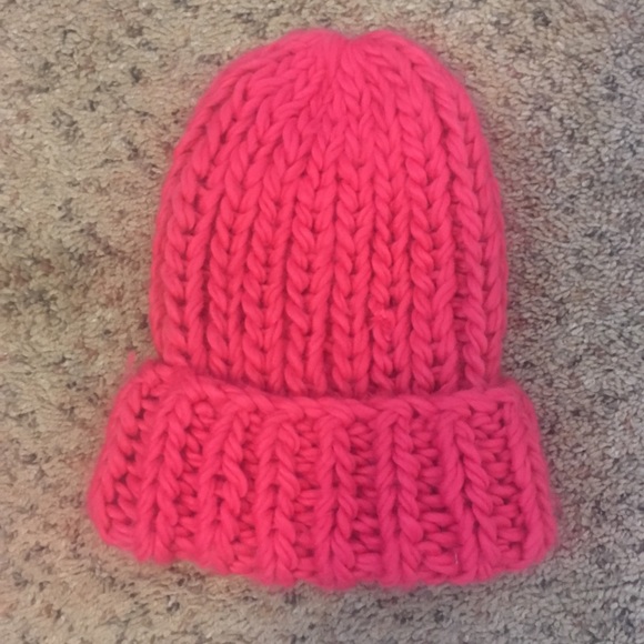 Zara Chunky Knit Bright Pink Beanie Hat 